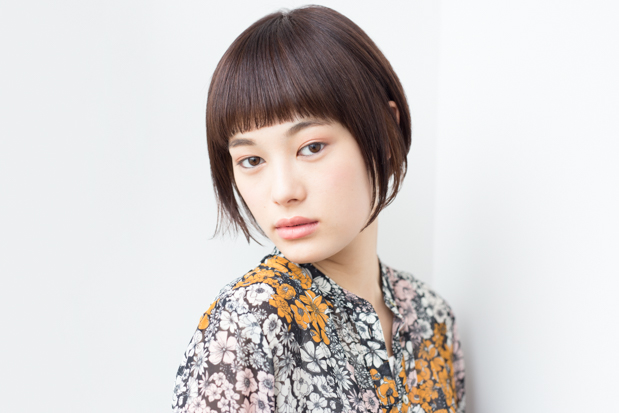 髪型　ヘアカタログ